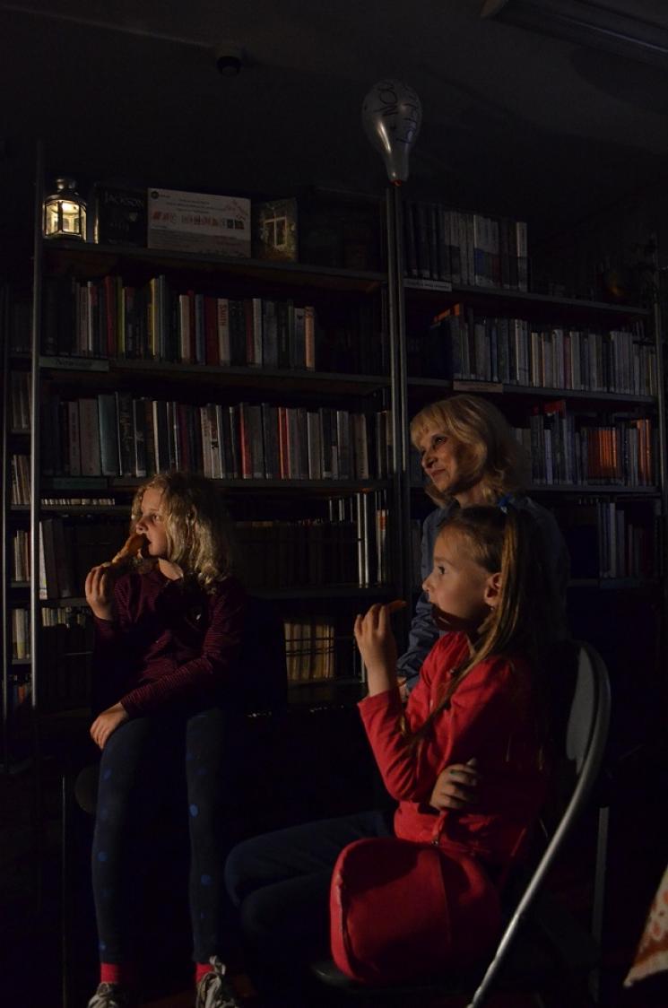 Noc Bibliotek