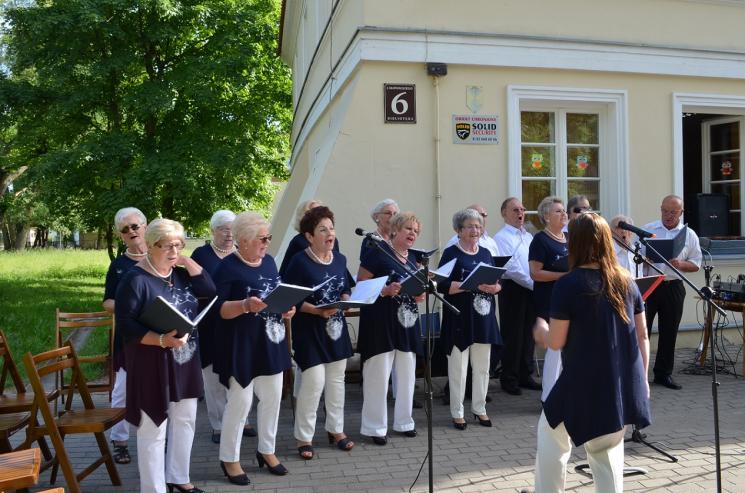 Noc Bibliotek - czytanie porusza