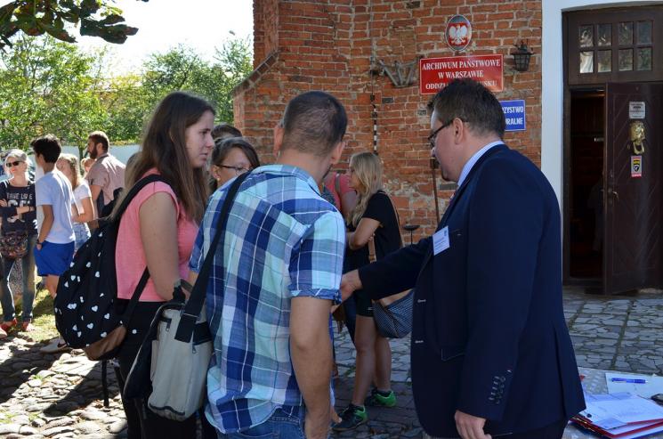 X Wyścig po historię