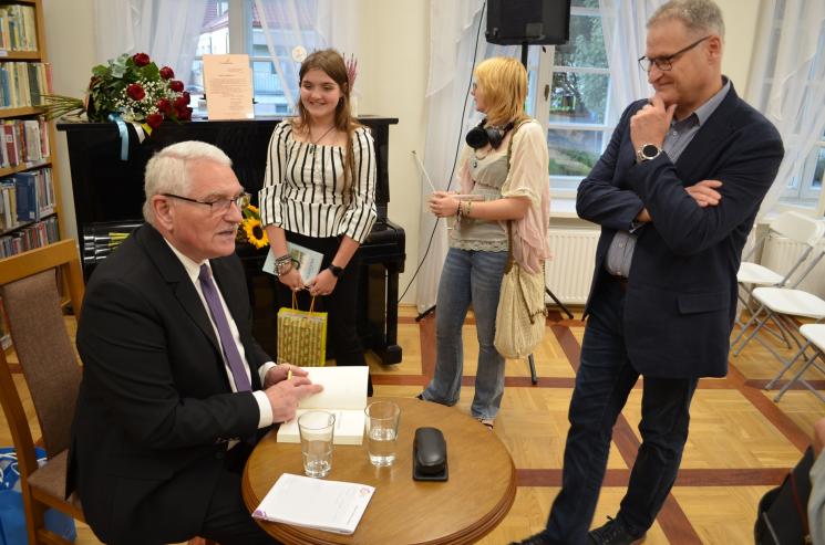 Spotkanie autorskie z Andrzejem B. Kwiatkowskim promujące książkę Heroina 