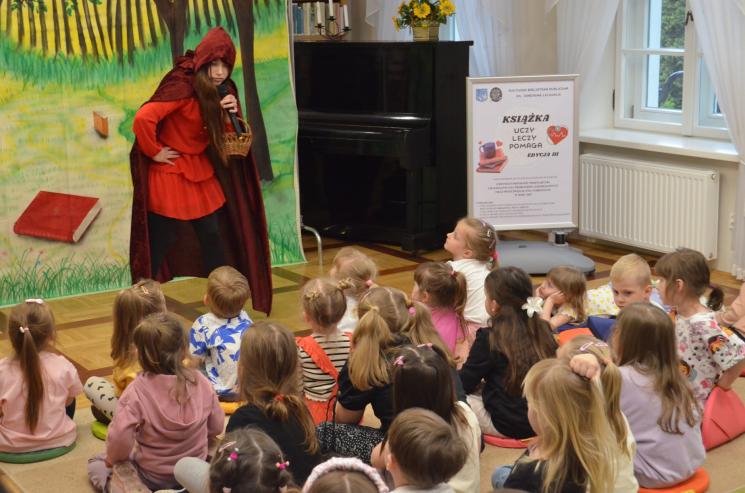 Opowieści z teczki profesora Książeczki