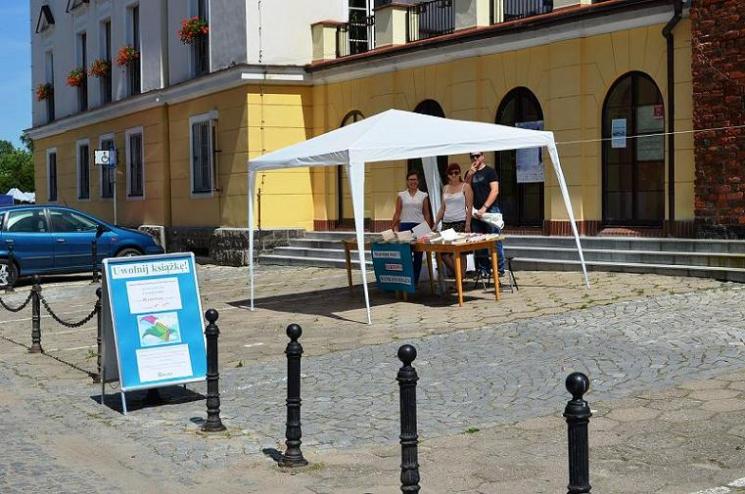 Uwolnij książkę