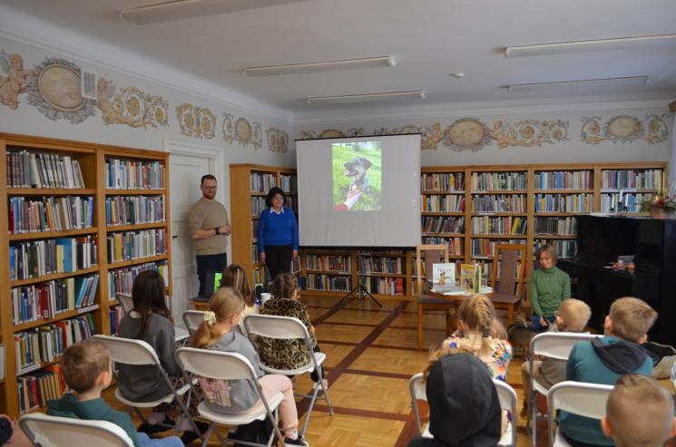 Zimowa Akademia Wyobraźni - przygody Psa Precla