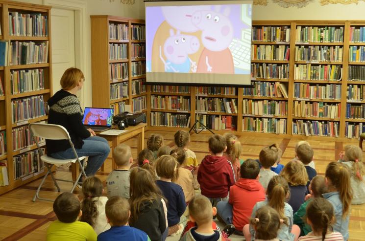 Zimowe hece w Bibliotece