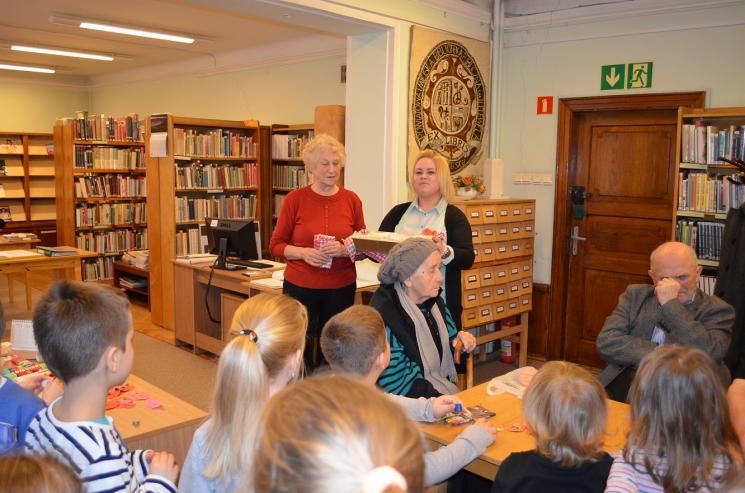 Integracja międzypokoleniowa w Bibliotece !!!