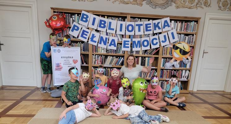 Wakacje w Bibliotece - Biblioteka Pełna Emocji