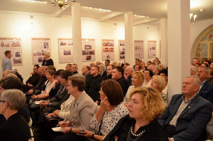 Krzyż to księga życia, to droga jedyna… Bł. Honorat Koźmiński w służbie Bogu, ludziom i Ojczyźnie