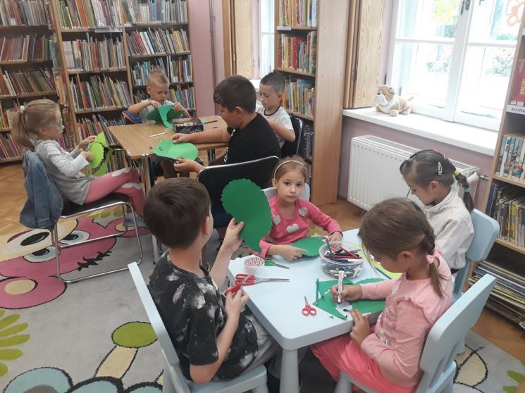 Wakacyjna przygoda z książką trwa