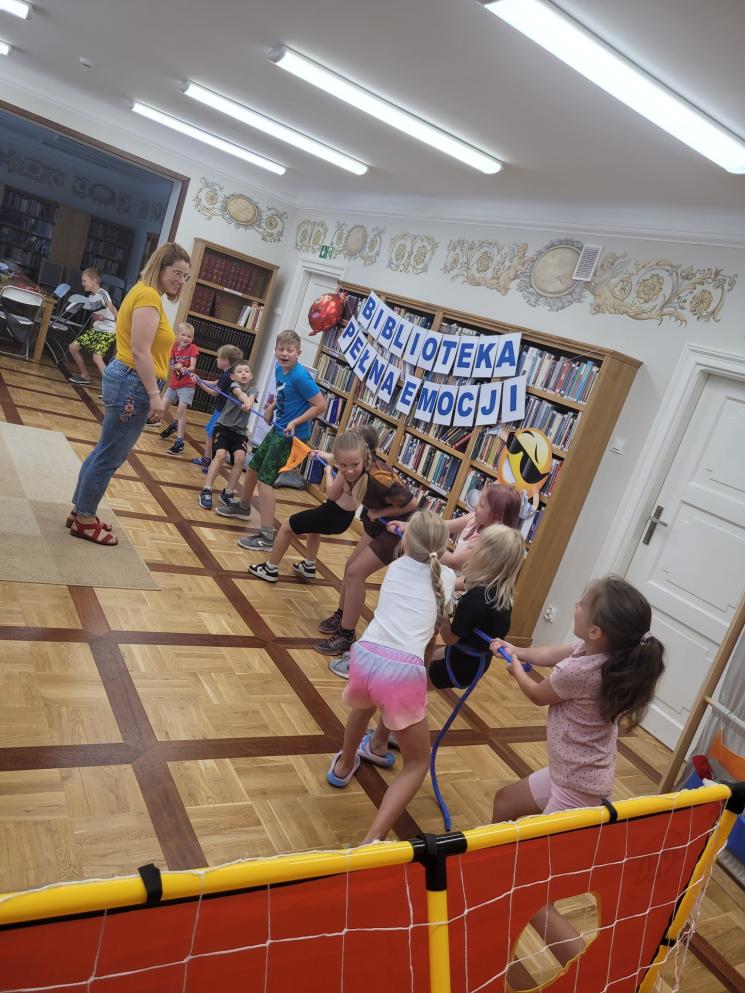 Wakacje w Bibliotece - Biblioteka Pełna Emocji