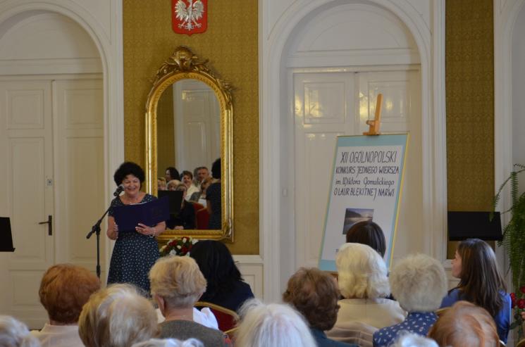 Uroczystość wręczenia nagród w XII Ogólnopolskim Konkursie Jednego Wiersza im. Wiktora Gomulickiego o Laur Błękitnej Narwi
