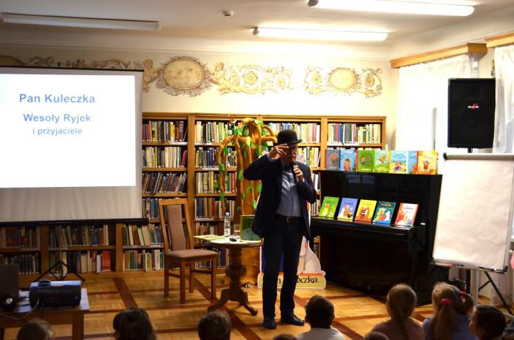 Ogólnopolski Dzień Głośnego Czytania 