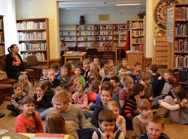Spotkanie autorskie z Anną Onichimowską