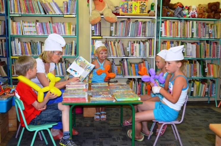Święto Smerfów w Bibliotece
