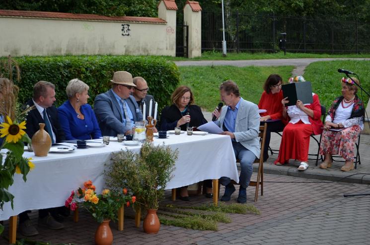 Narodowe Czytanie - Wesele