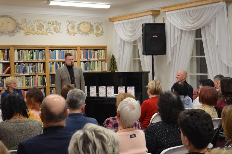 Promocja tomiku wierszy Elżbiety Dzierżanowskiej