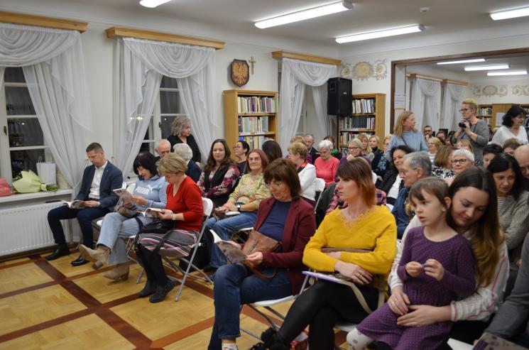 Promocja tomiku wierszy Elżbiety Dzierżanowskiej