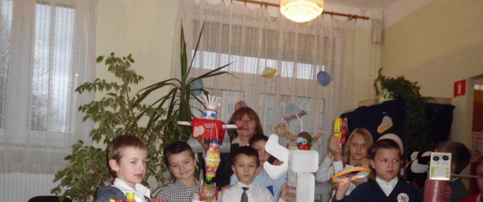 Czytam sobie w bibliotece "Marta i ufoludek" Filia nr 2