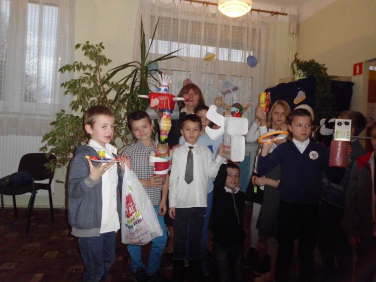 Czytam sobie w bibliotece "Marta i ufoludek" Filia nr 2