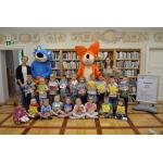 Fenek i Maks w bibliotece zdjęcie nr 9.JPG