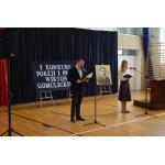 Zdjęcie z I edycji Konkursu Poezji i Prozy Wiktora Gomulickiego, prowadzący