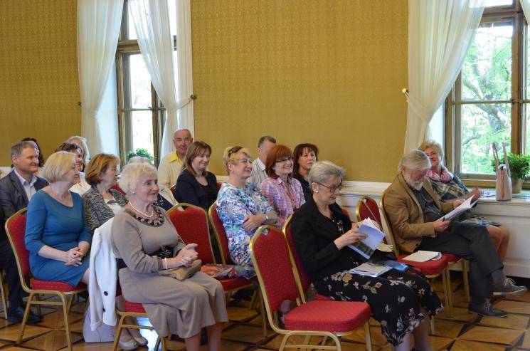 Uroczystość wręczenia nagród w XII Ogólnopolskim Konkursie Jednego Wiersza im. Wiktora Gomulickiego o Laur Błękitnej Narwi