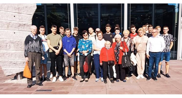 Projekt Lem-wyjazd do Centrum Nauki Kopernik i Planetarium 