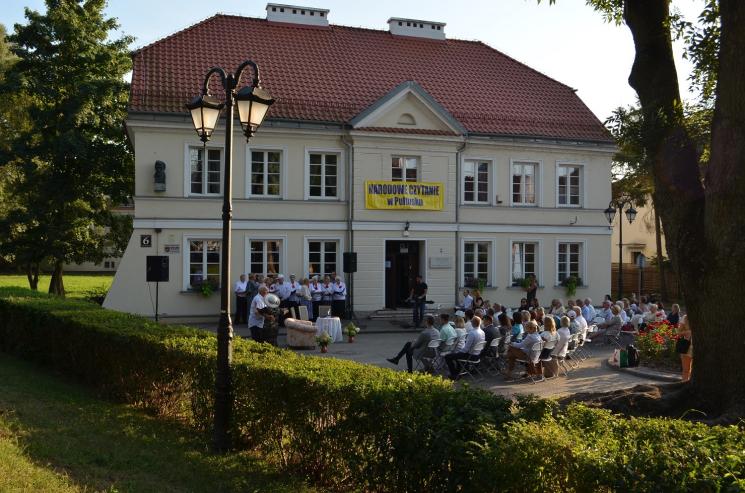 Narodowe Czytanie "Nad Niemnem" 