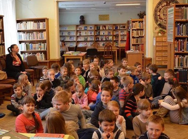 Spotkanie autorskie z Anną Onichimowską