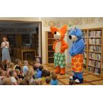 Fenek i Maks w bibliotece zdjęcie nr 12.JPG